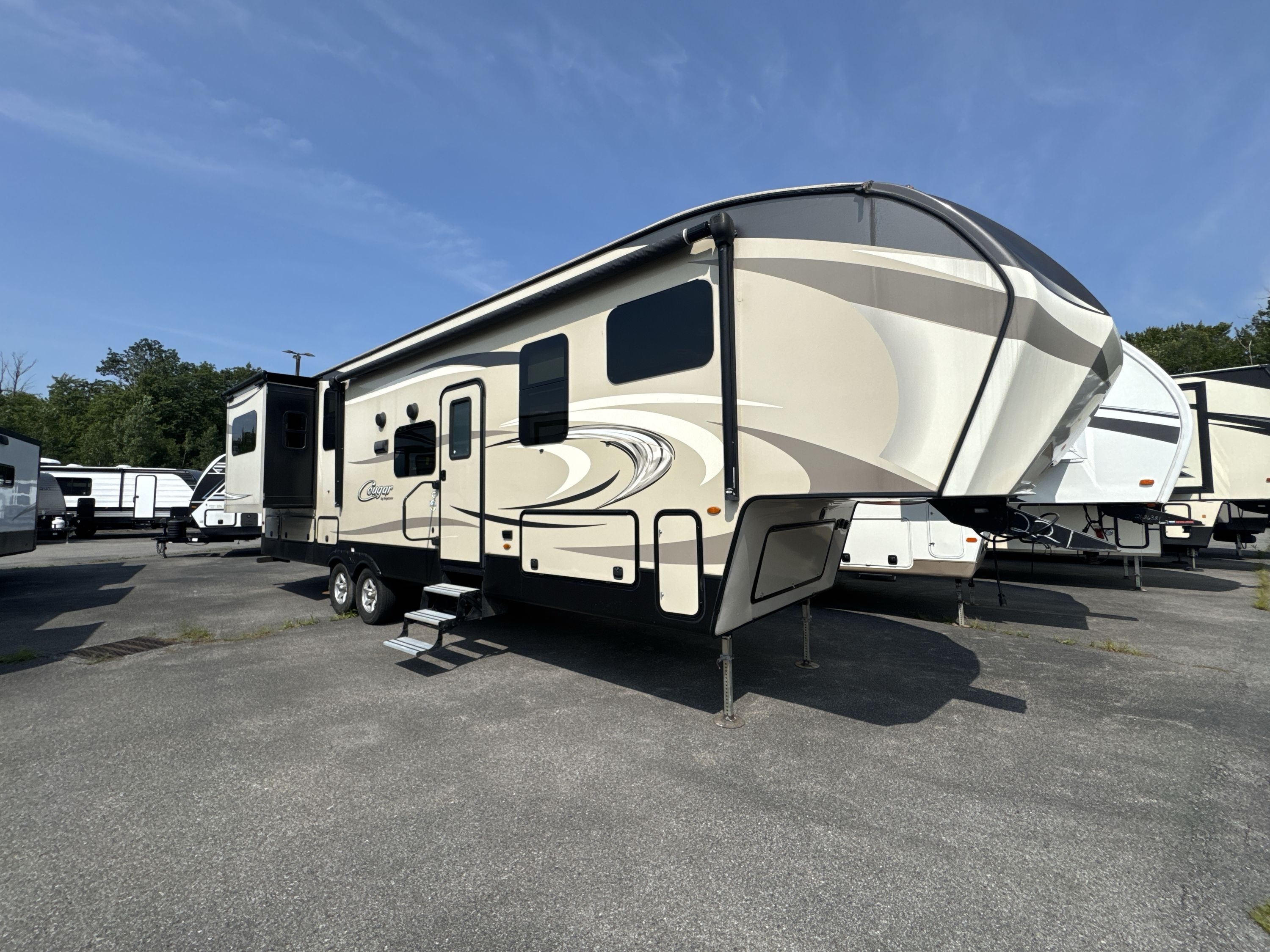 2018 Keystone COUGAR 326RDS in hamburg NY