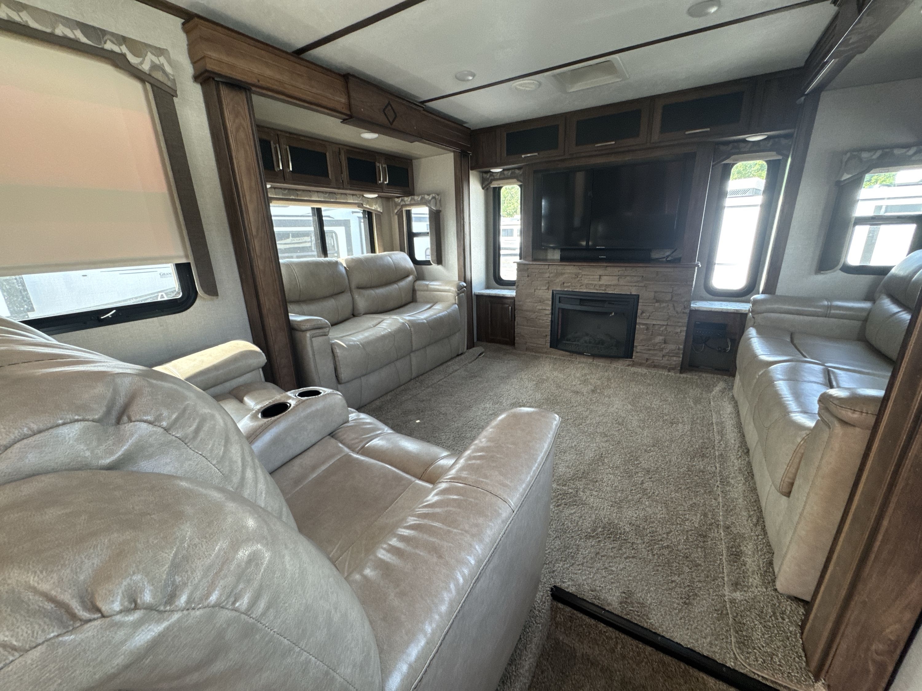 2018 Keystone COUGAR 326RDS in hamburg NY