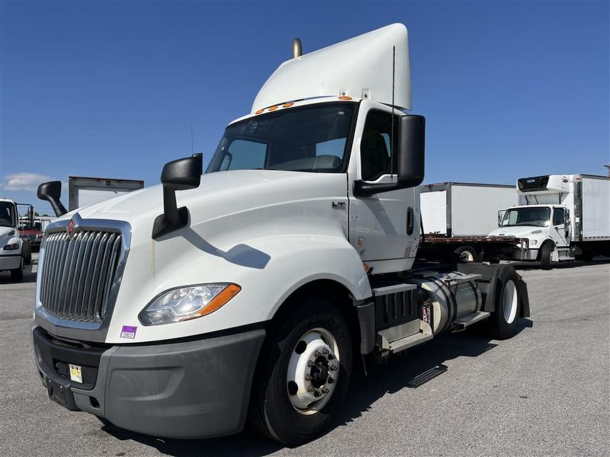 2020 INTERNATIONAL LT625 DAYCAB S/A in Laurel, MD