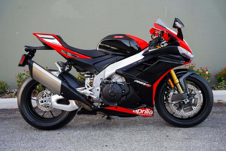 2024 Aprilia RSV4 1100 FACTORY 1100 FACTORY in North Miami Beach, FL