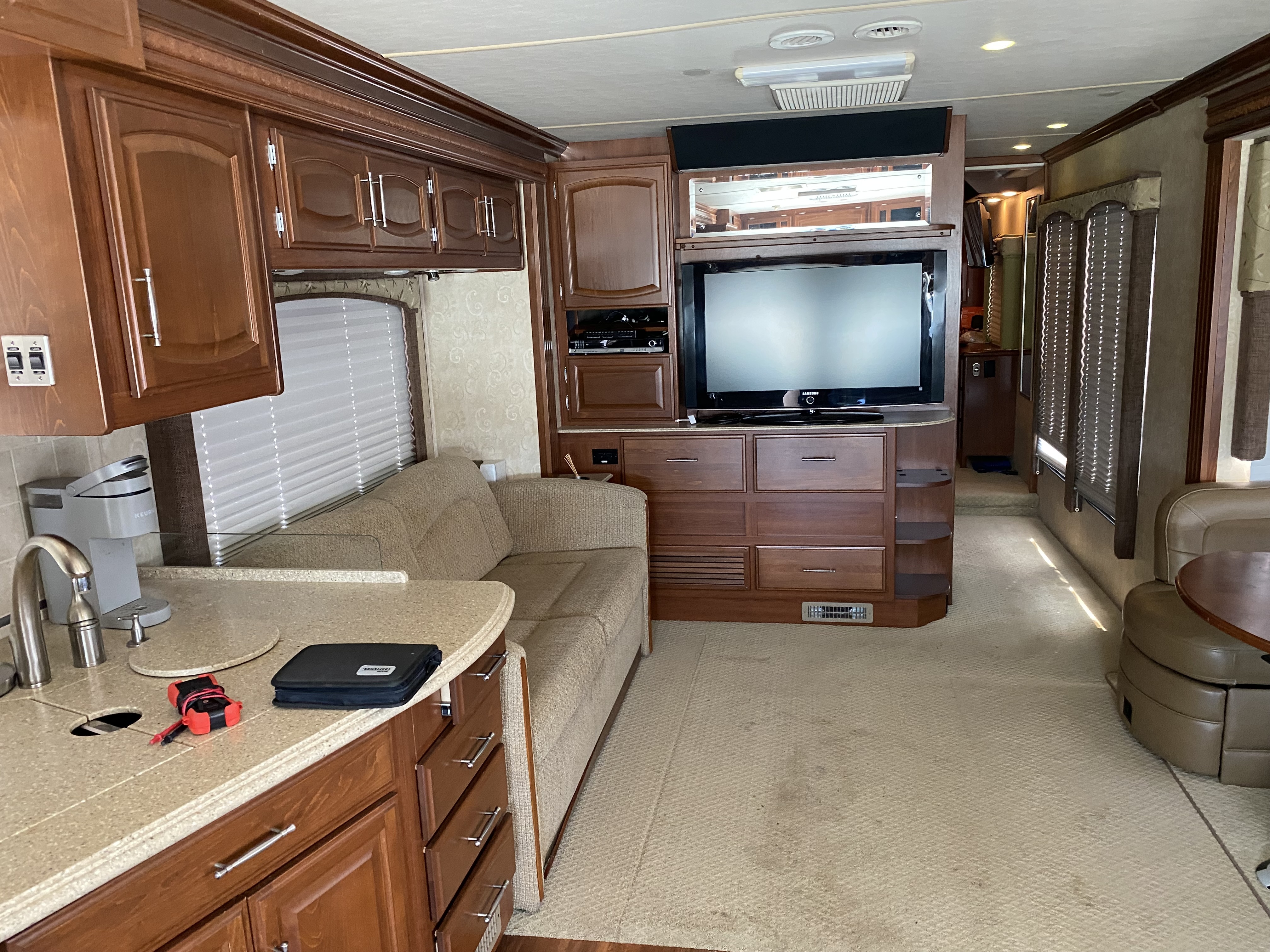 2008 Fleetwood EXCURSION 40X in kennesaw GA