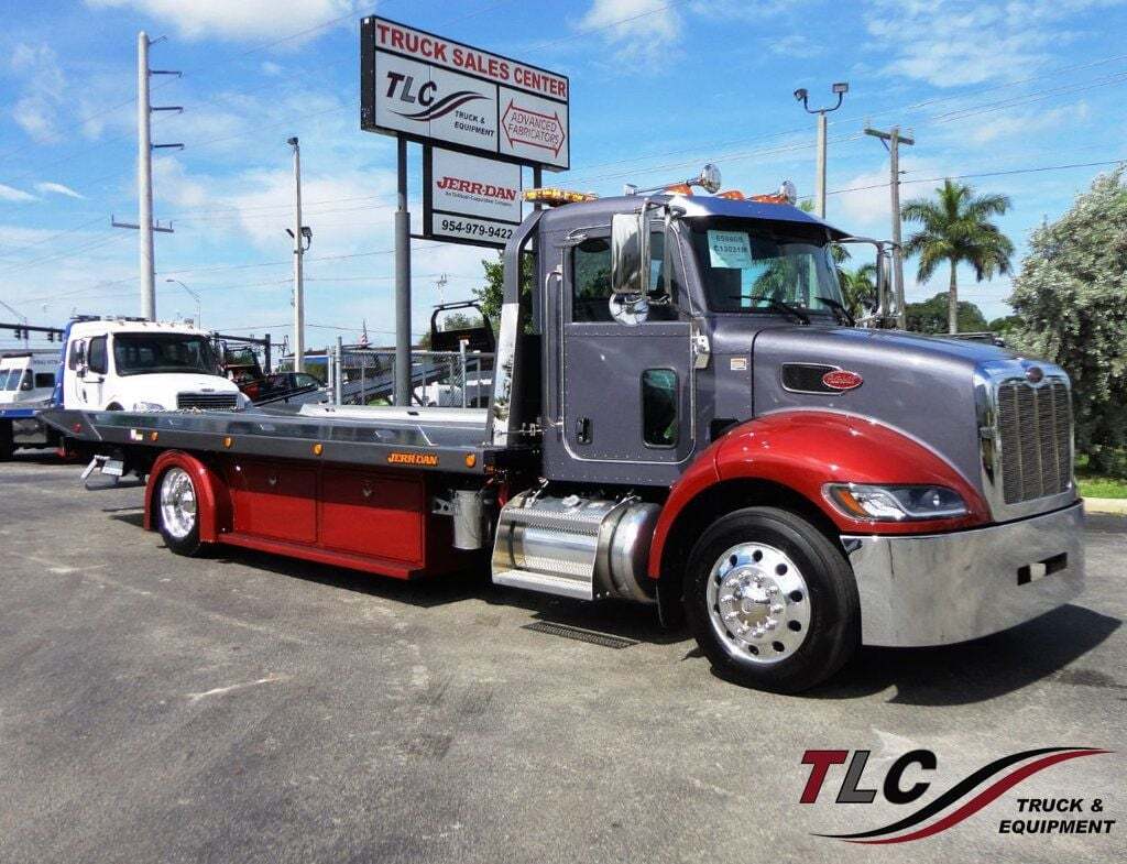 2020 PETERBILT 337 in Pompano Beach, FL