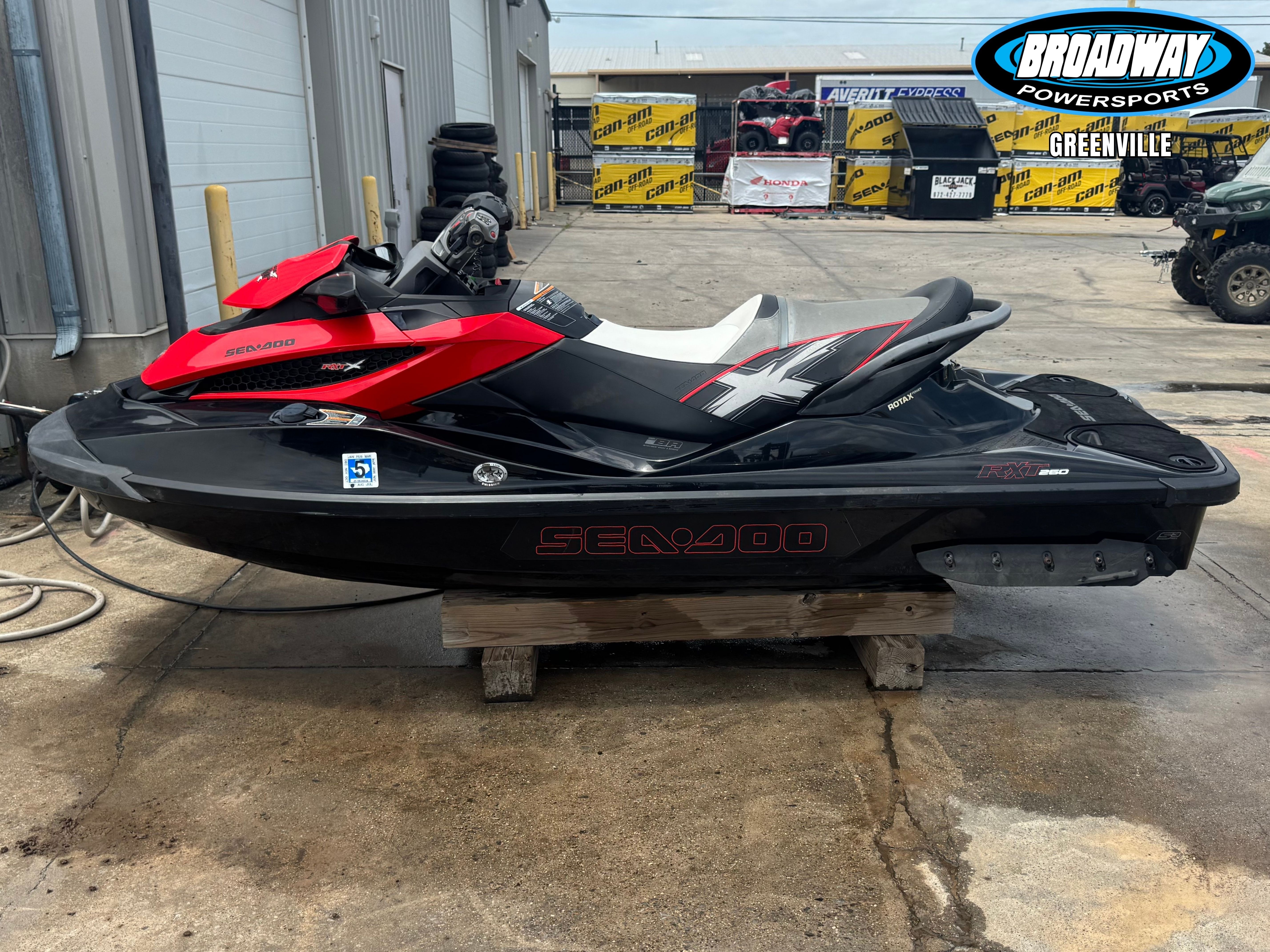2014 Sea-Doo RXT X 260 jet ski