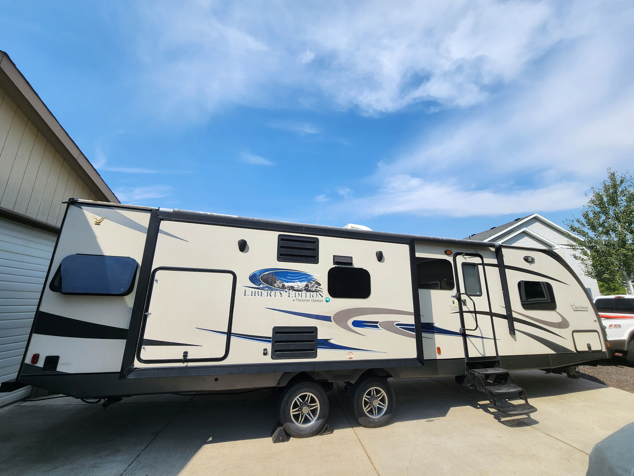 2014 Coachmen FREEDOM EXPRESS LIBERTY EDITION 322 RLDS RV
