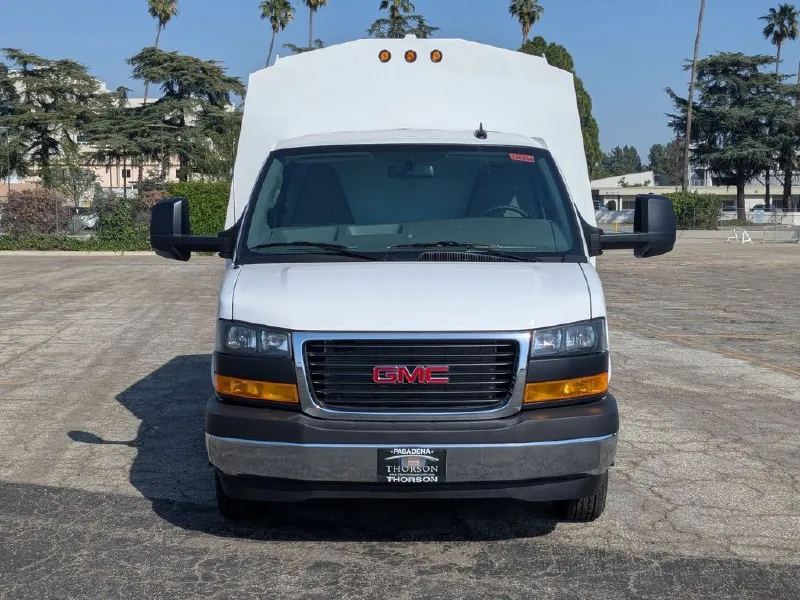 2026 GMC SAVANA CUTAWAY