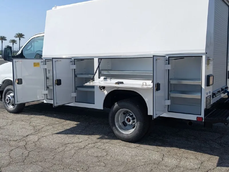 2026 GMC SAVANA CUTAWAY