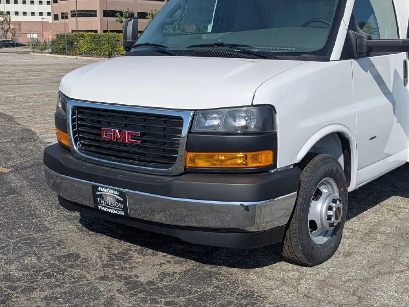 2026 GMC SAVANA CUTAWAY