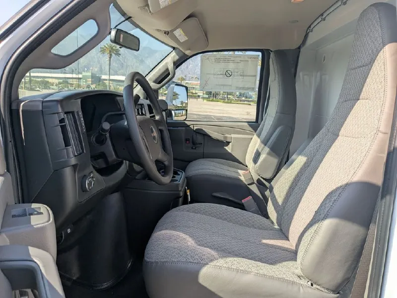 2026 GMC SAVANA CUTAWAY