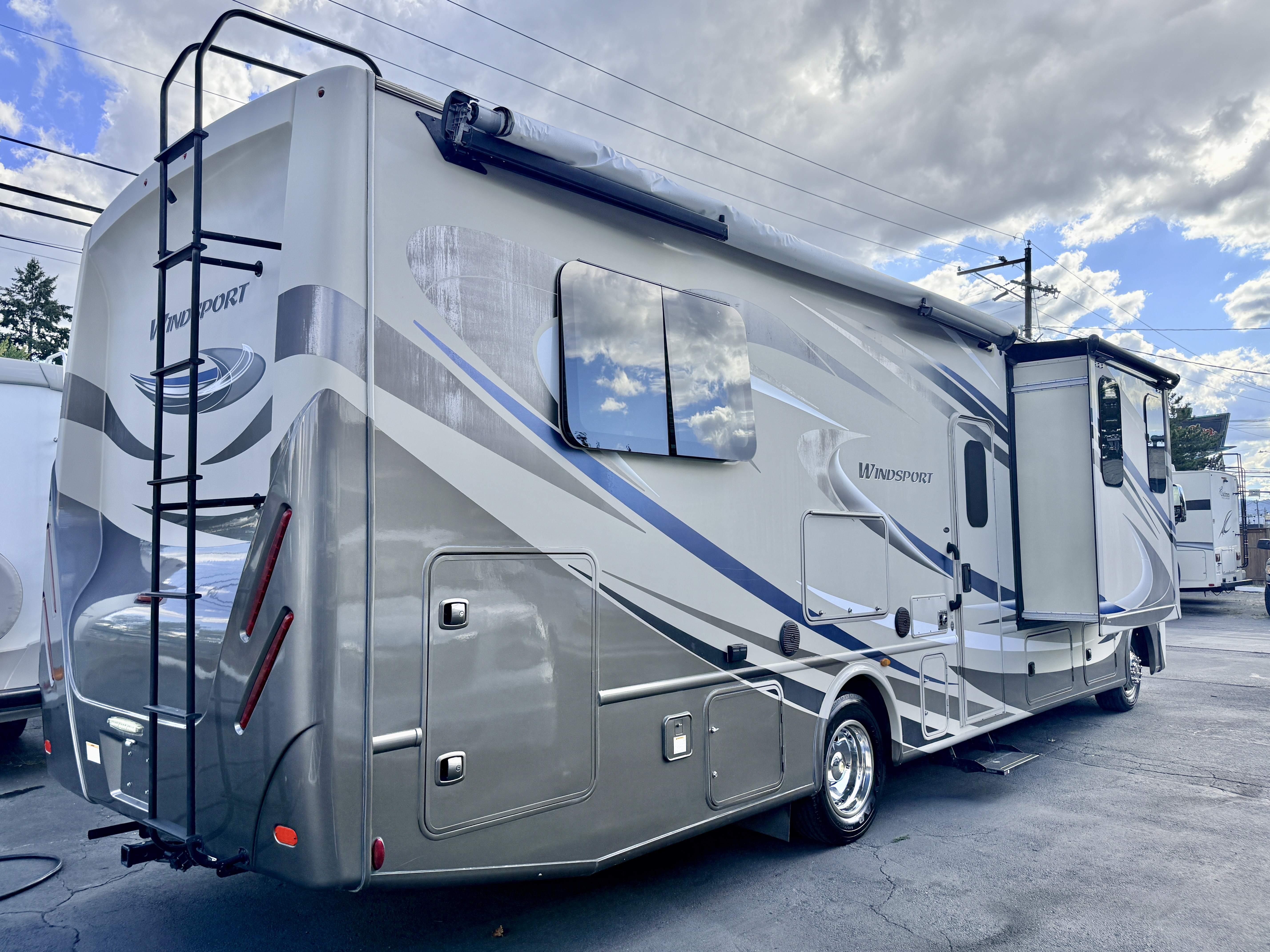 2018 Thor Motor Coach WINDSPORT 31Z in beaverton OR