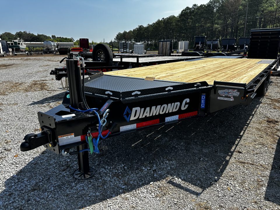 2027 Diamond C Trailers DEC210 in Wetumpka, AL