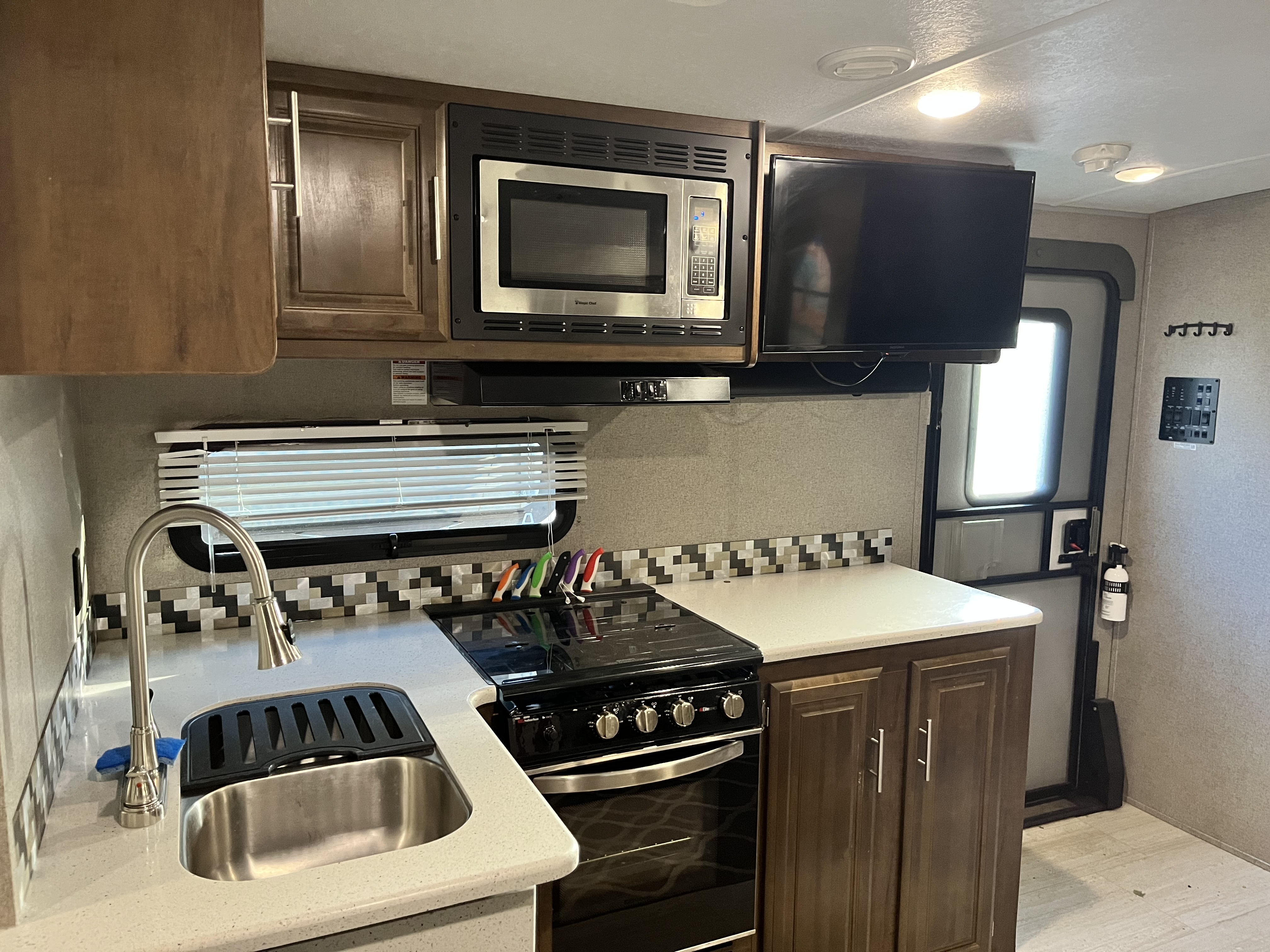 2020 Forest River ROCKWOOD ULTRA LITE 2911BS in east islip NY