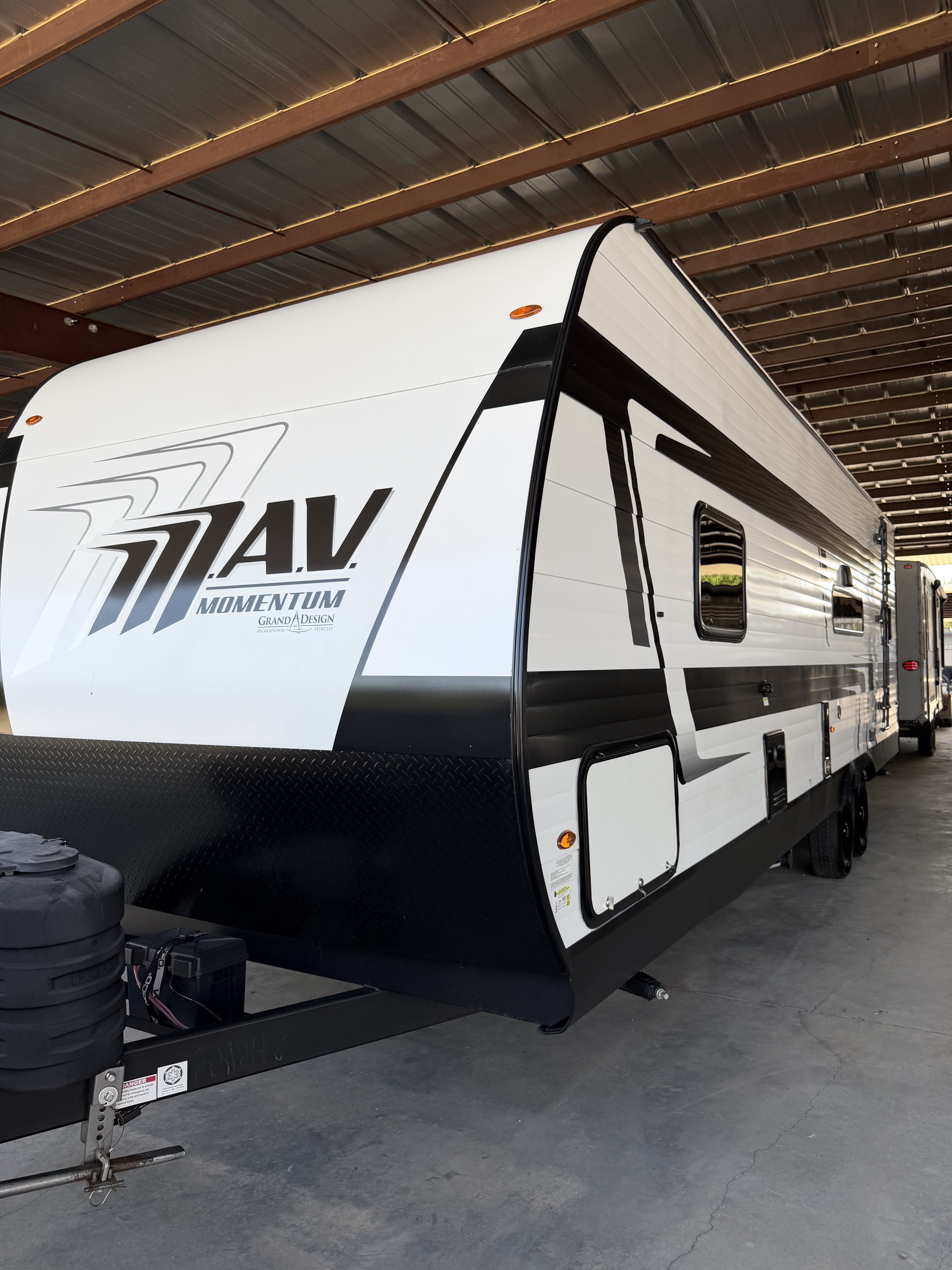 2025 Grand Design MOMENTUM MAV 27MAV RV