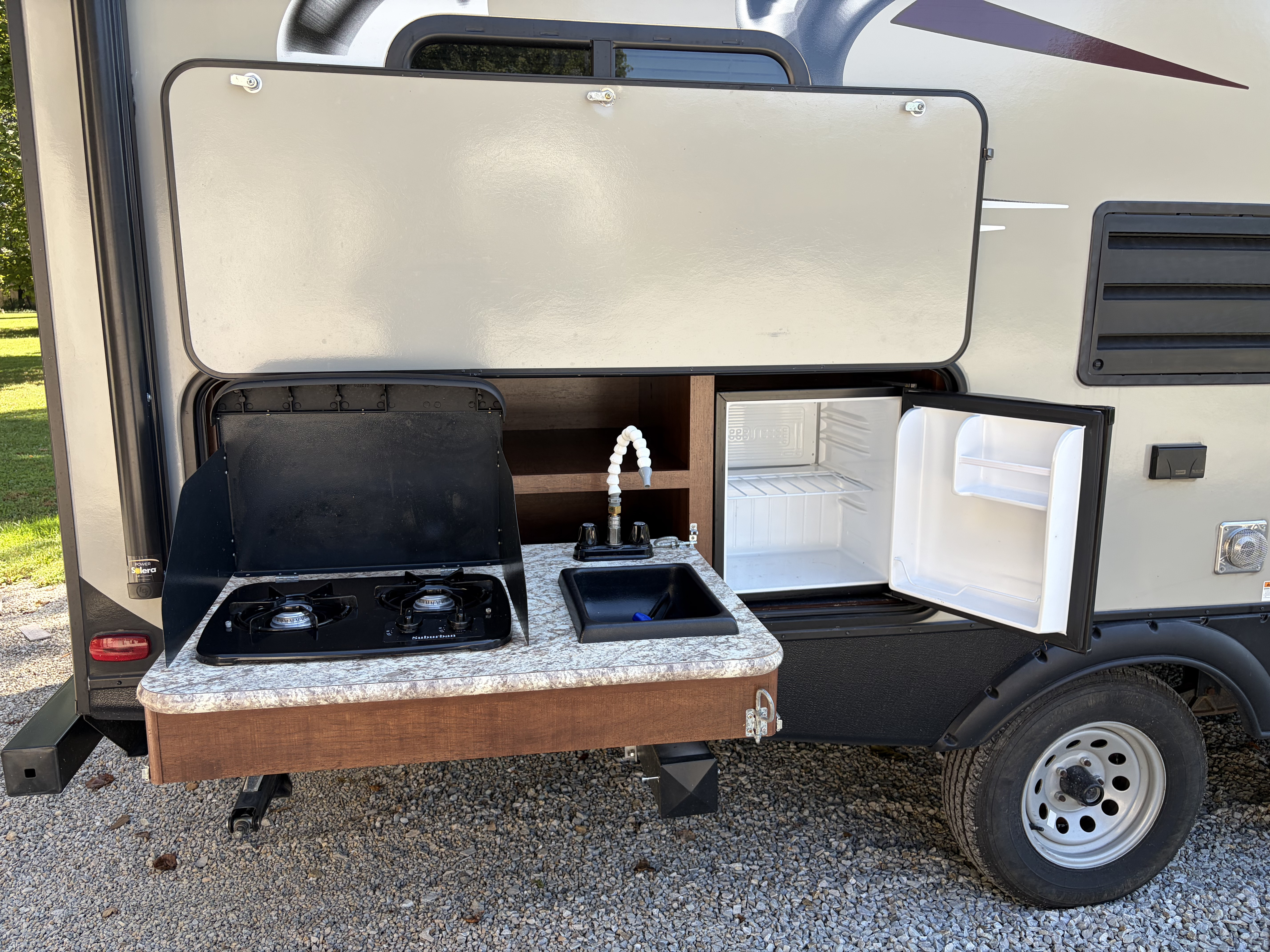 2017 Keystone PASSPORT GRAND TOURING 2400BH in west harrison IN