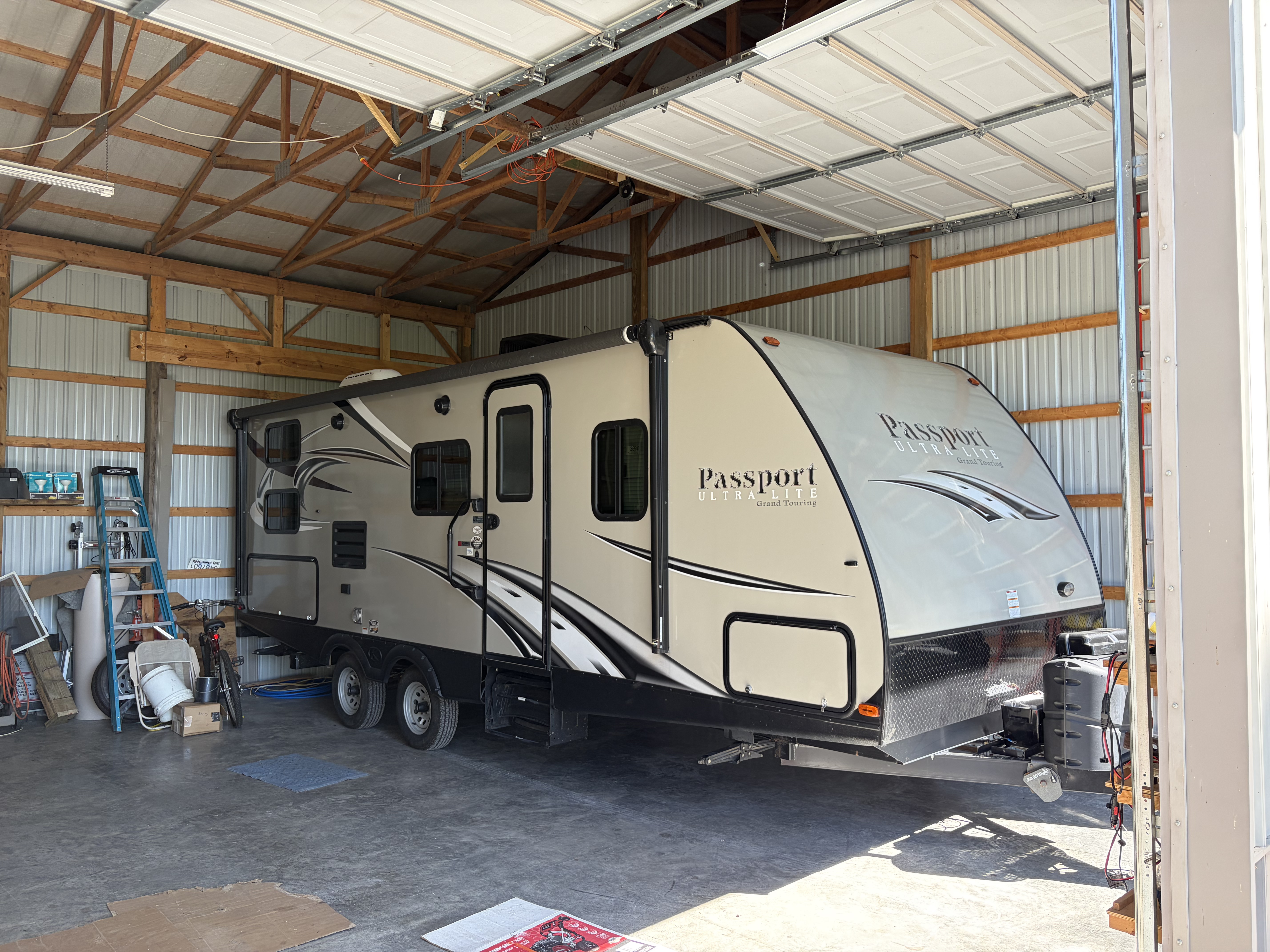 2017 Keystone PASSPORT GRAND TOURING 2400BH in west harrison IN
