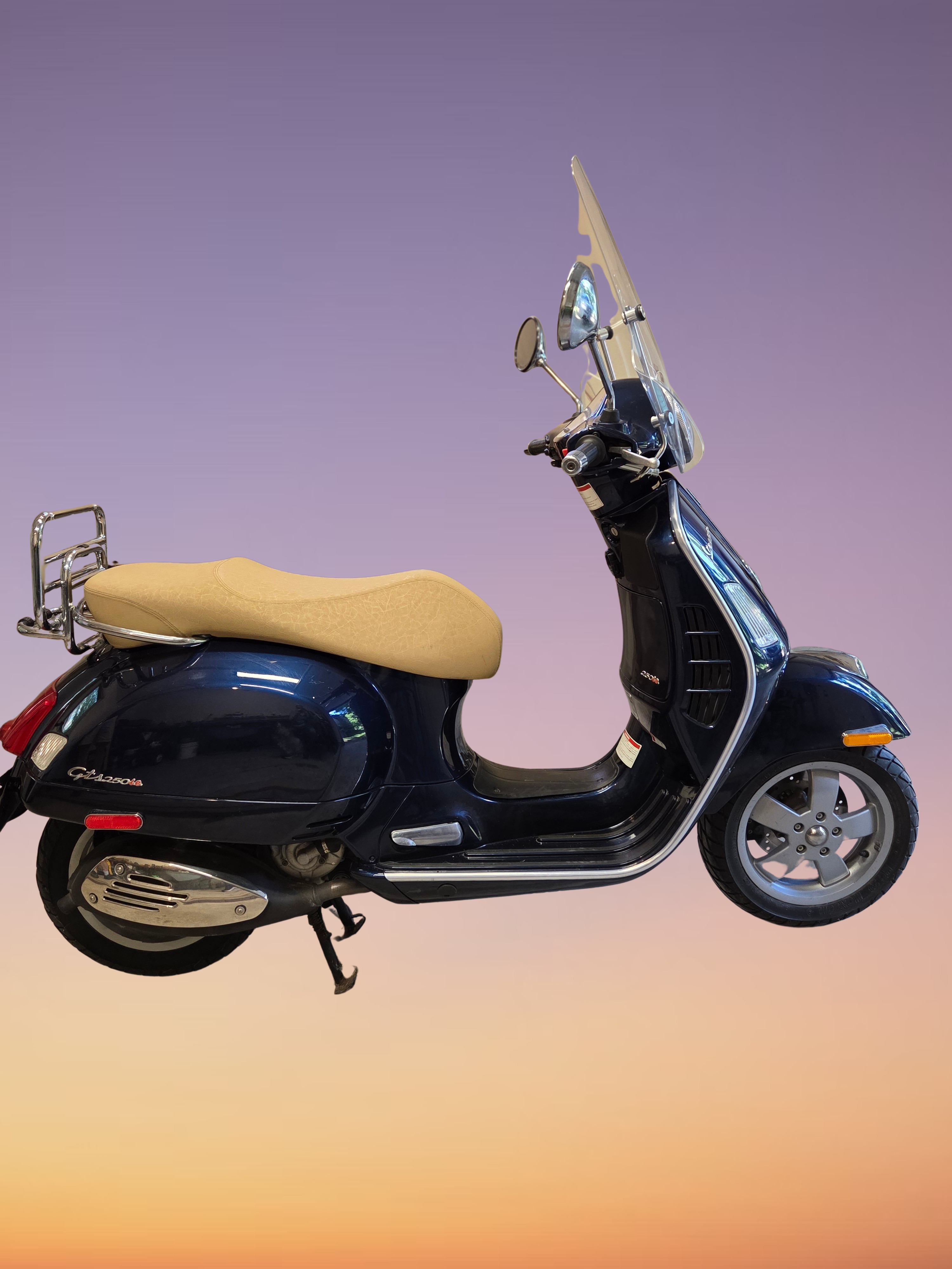 2008 Vespa GTS 250 Classic / Vintage motorcycle