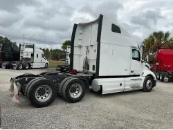 2023 PETERBILT 579