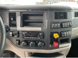 2023 PETERBILT 579