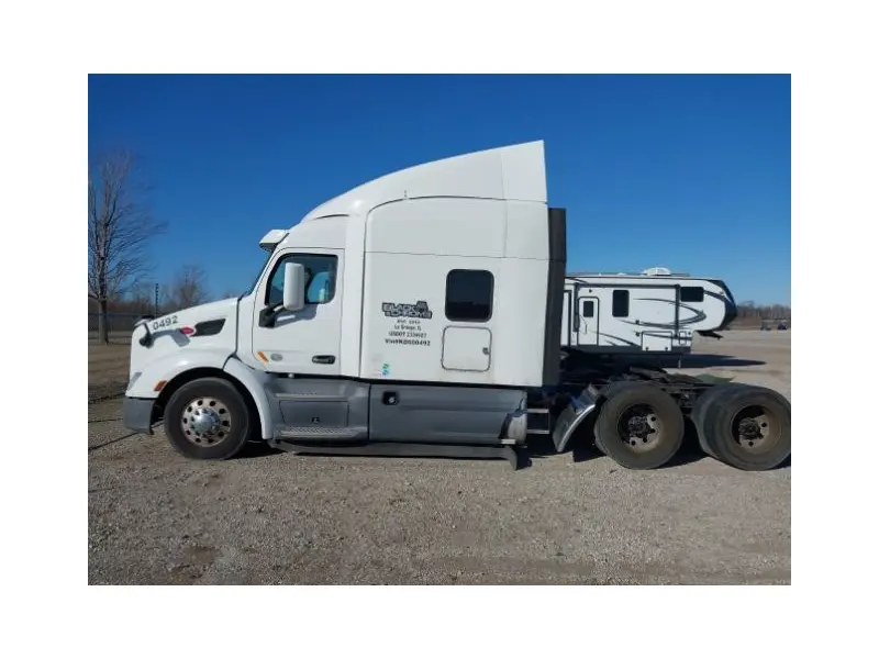 2019 PETERBILT 579