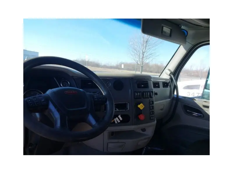 2019 PETERBILT 579