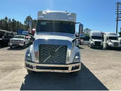 2020 VOLVO VNL64T630