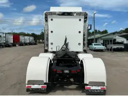 2020 VOLVO VNL64T630