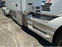 2020 VOLVO VNL64T630