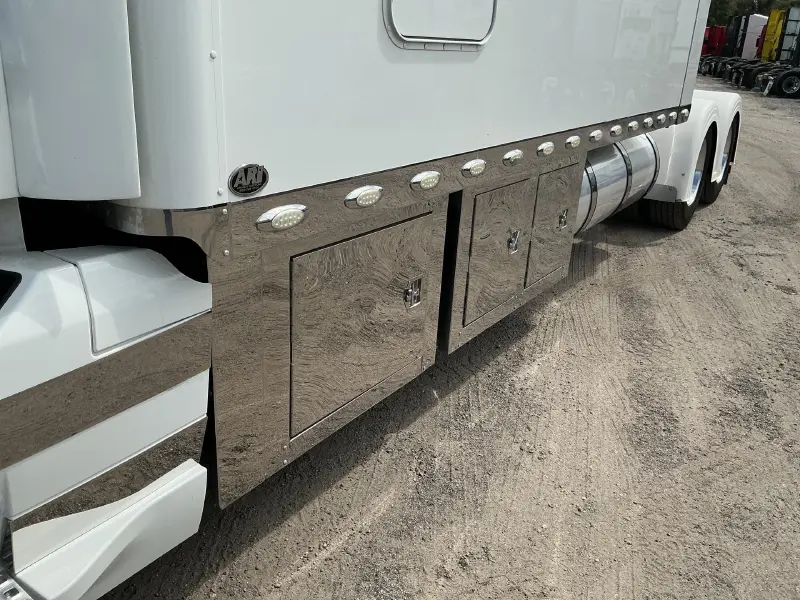 2020 VOLVO VNL64T630