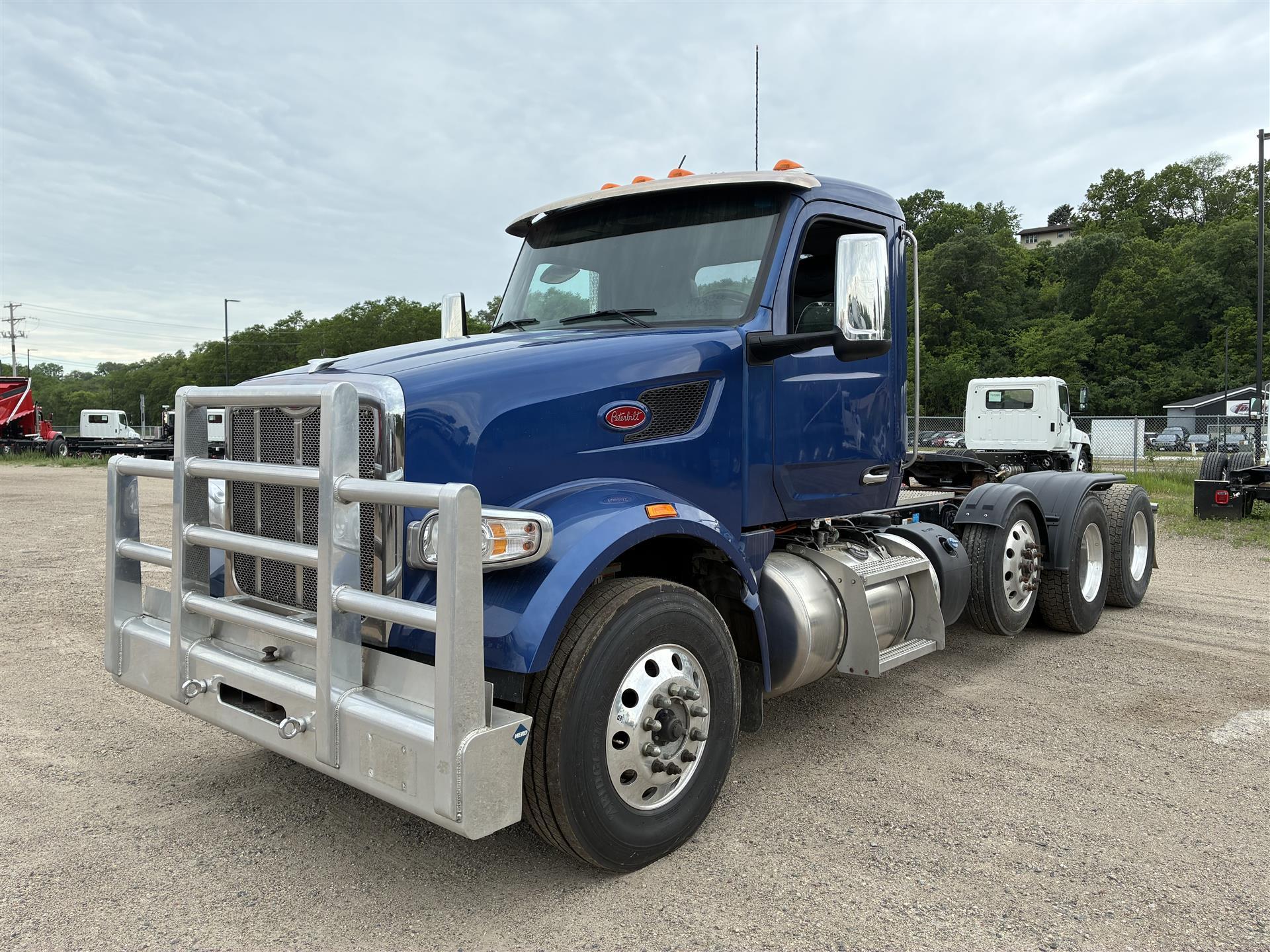2023 PETERBILT 567 in Stewartville, MN