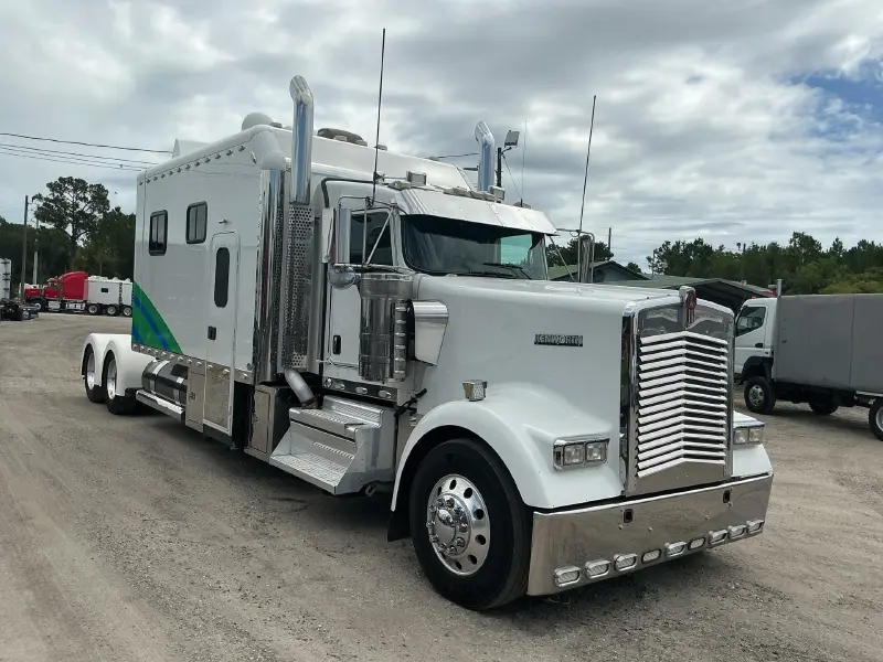 2020 KENWORTH W900L