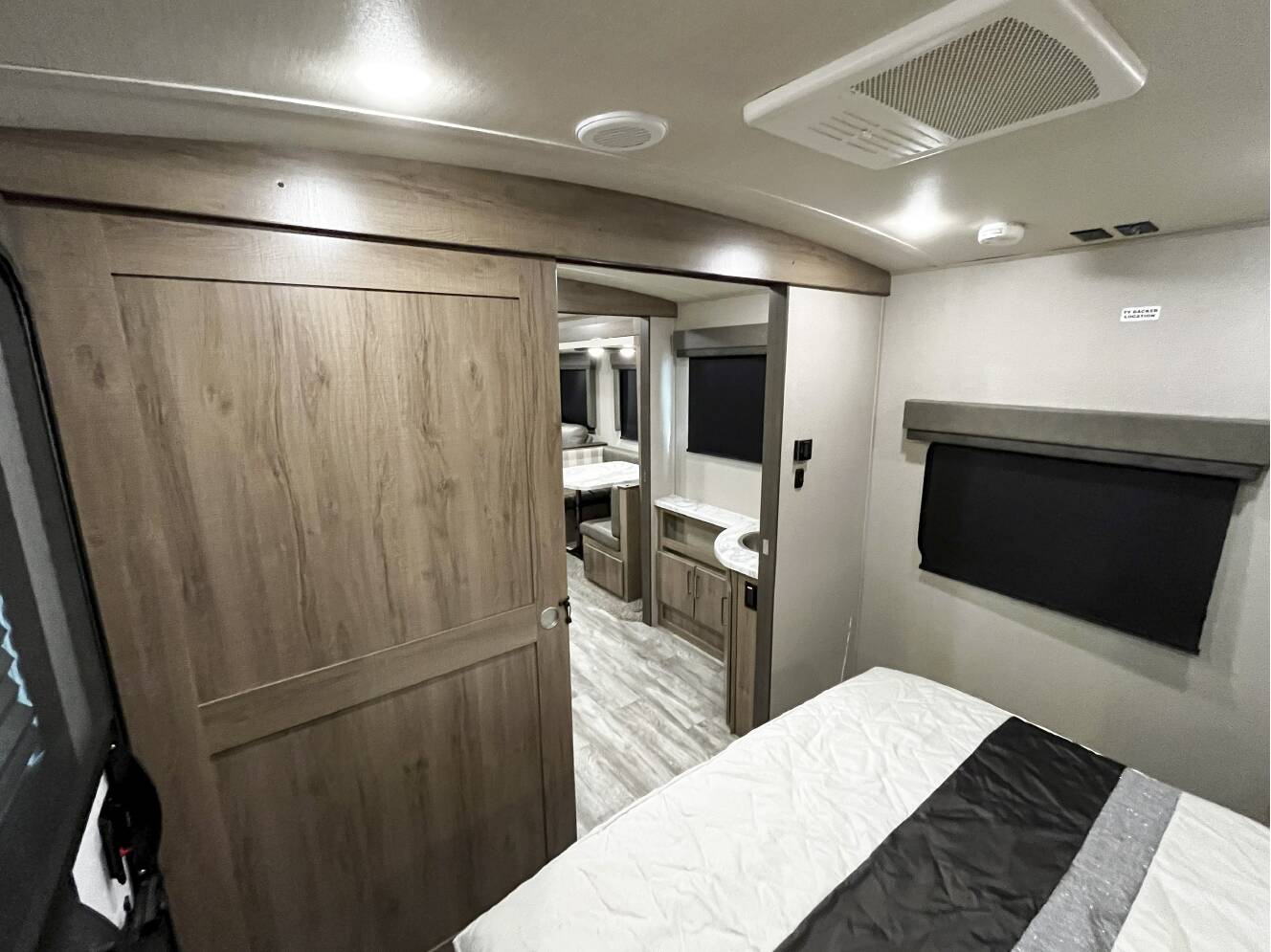A photo of this 2022 Grand Design IMAGINE 2910BH