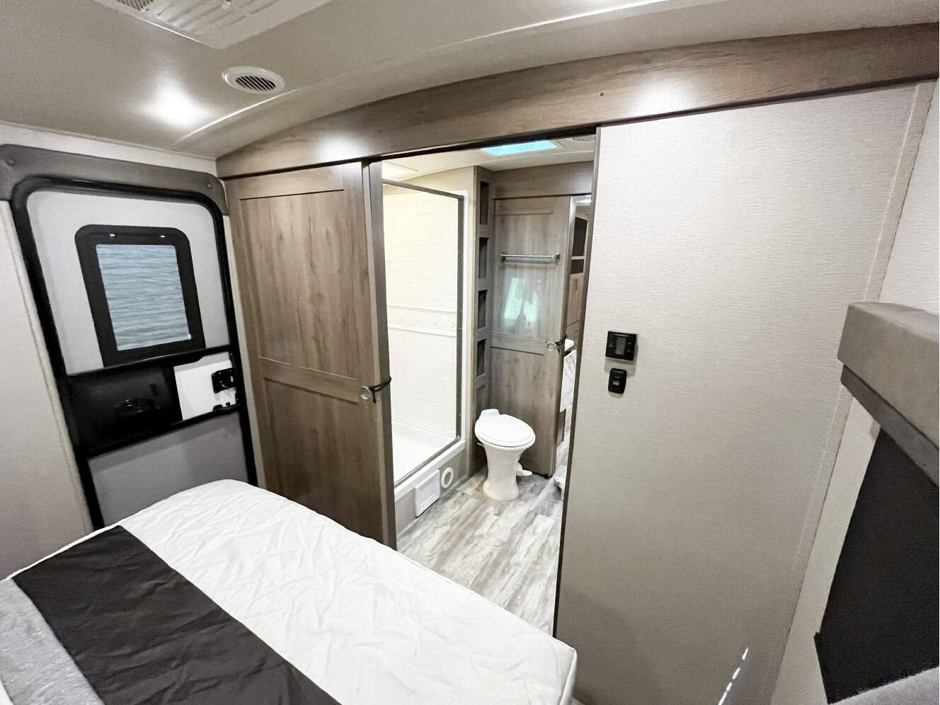 A photo of this 2022 Grand Design IMAGINE 2910BH
