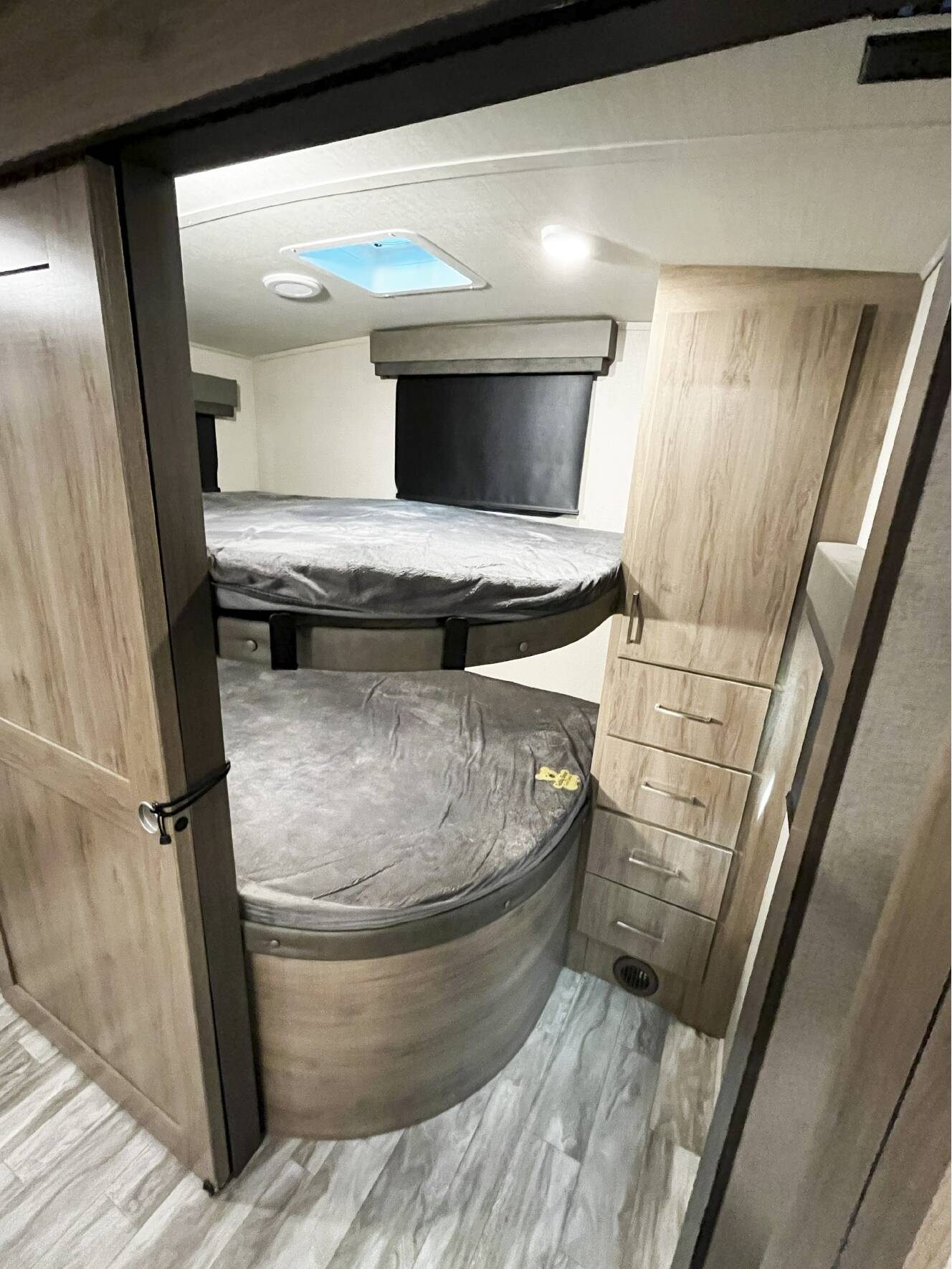 A photo of this 2022 Grand Design IMAGINE 2910BH