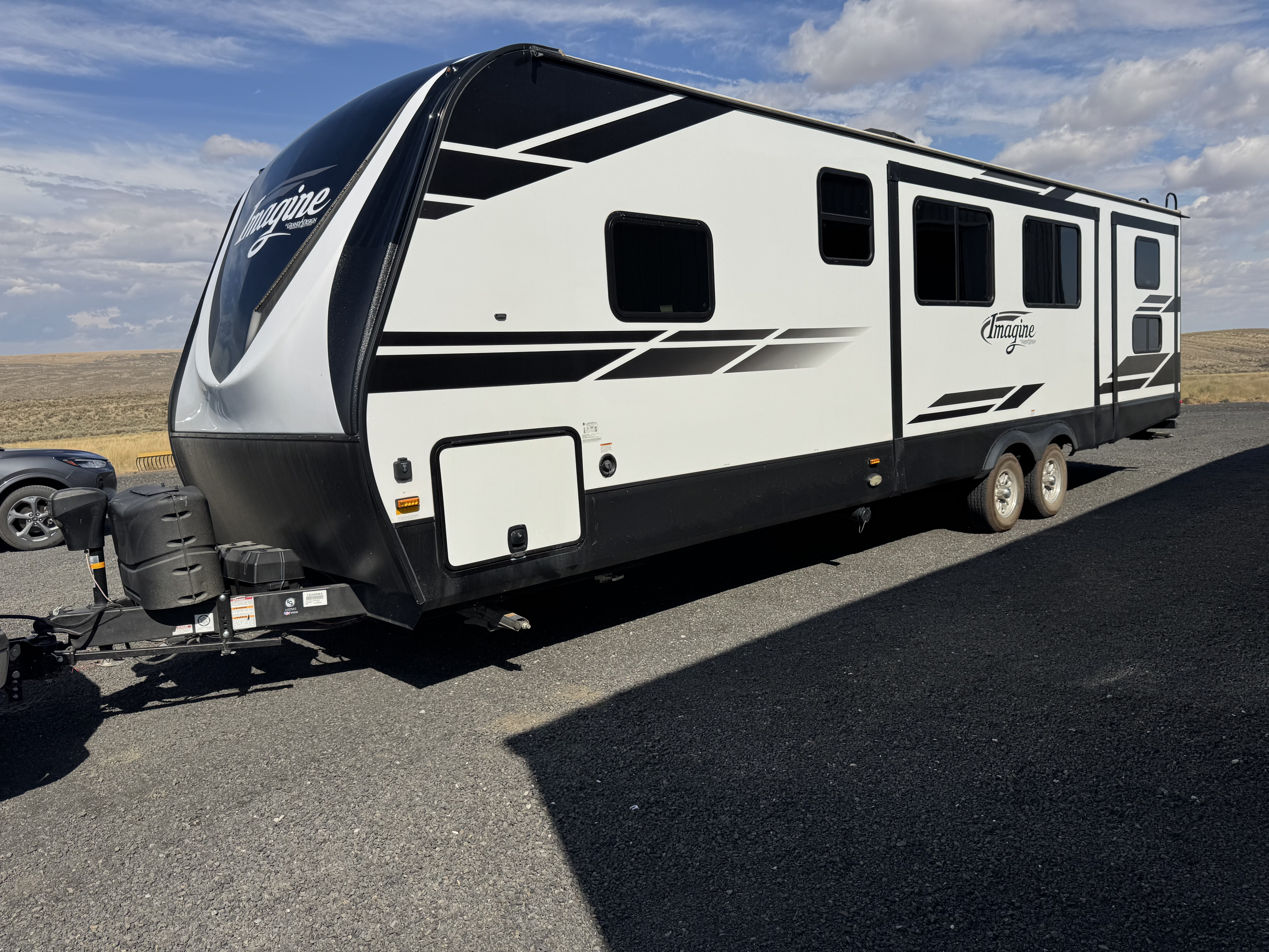 2020 Grand Design IMAGINE 3250BH in odessa WA