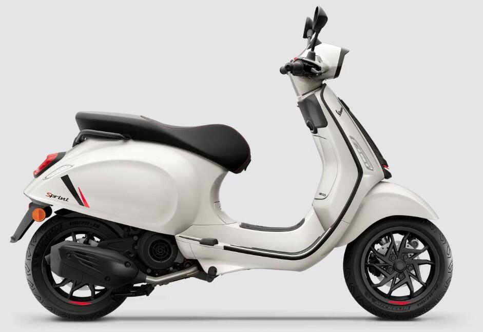 2027 Vespa Sprint 150 S 150 S in Chicago, IL