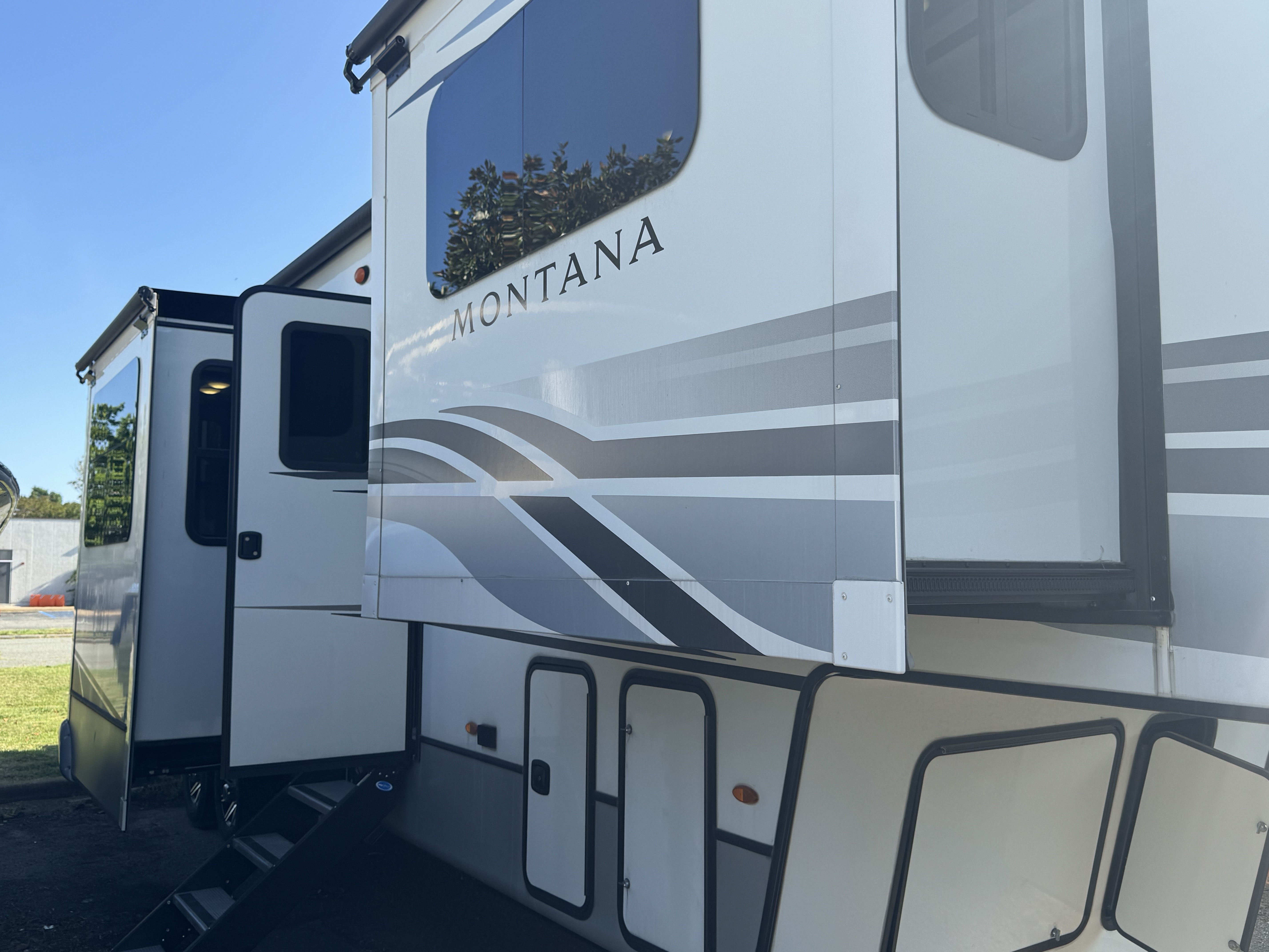 2022 Keystone MONTANA 3761FL RV