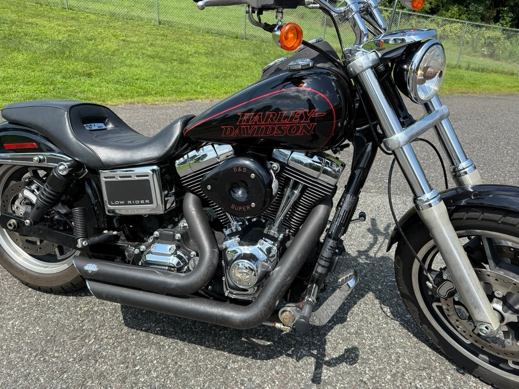 2015 Harley-Davidson  Dyna Low Rider  in zieglerville PA