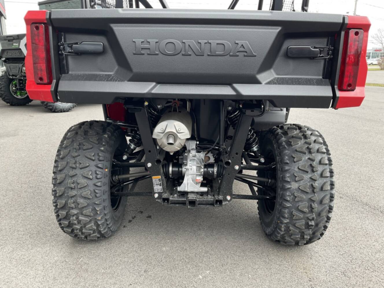 A photo of this 2026 Honda SXS520M2T