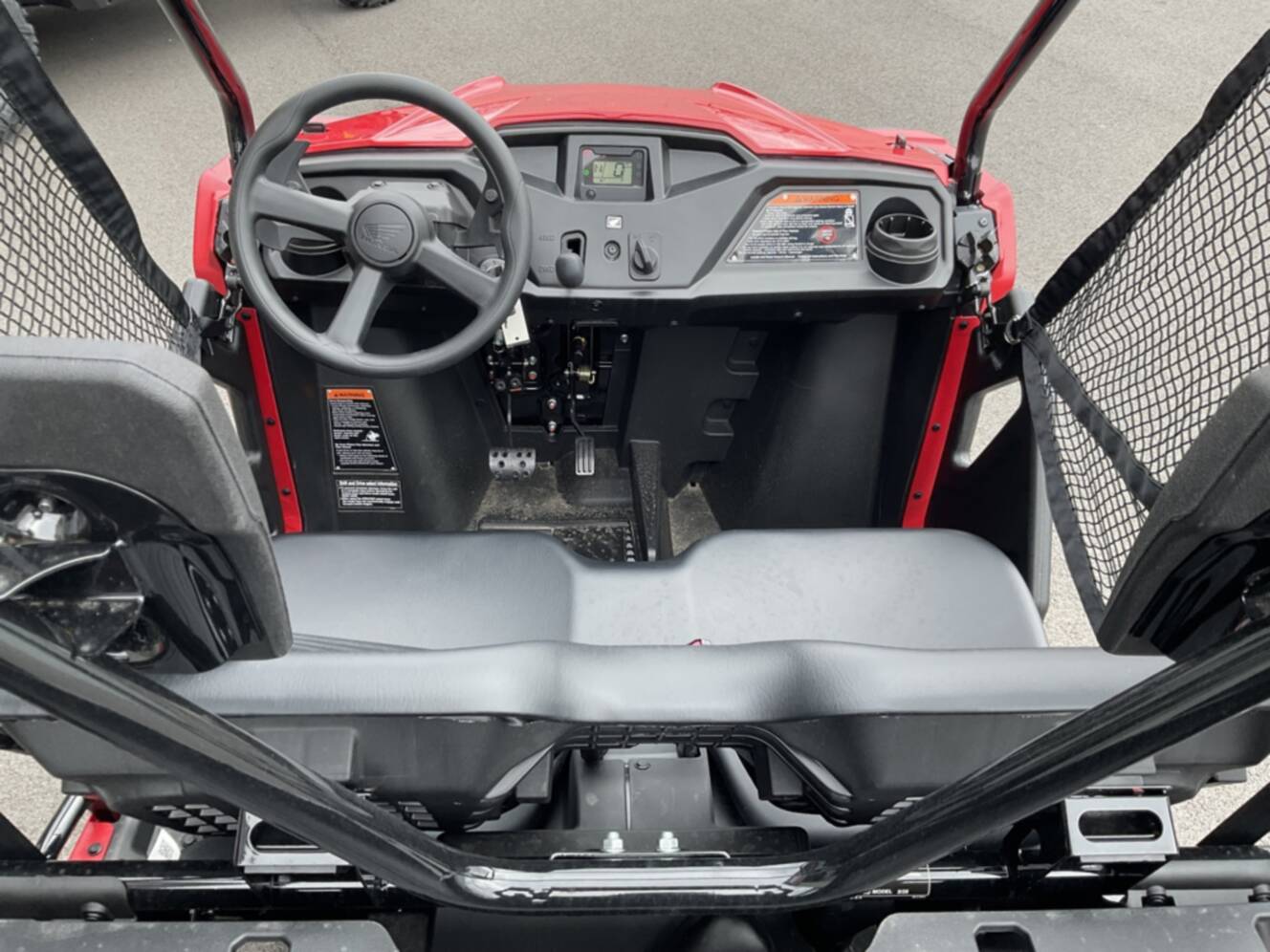 A photo of this 2026 Honda SXS520M2T