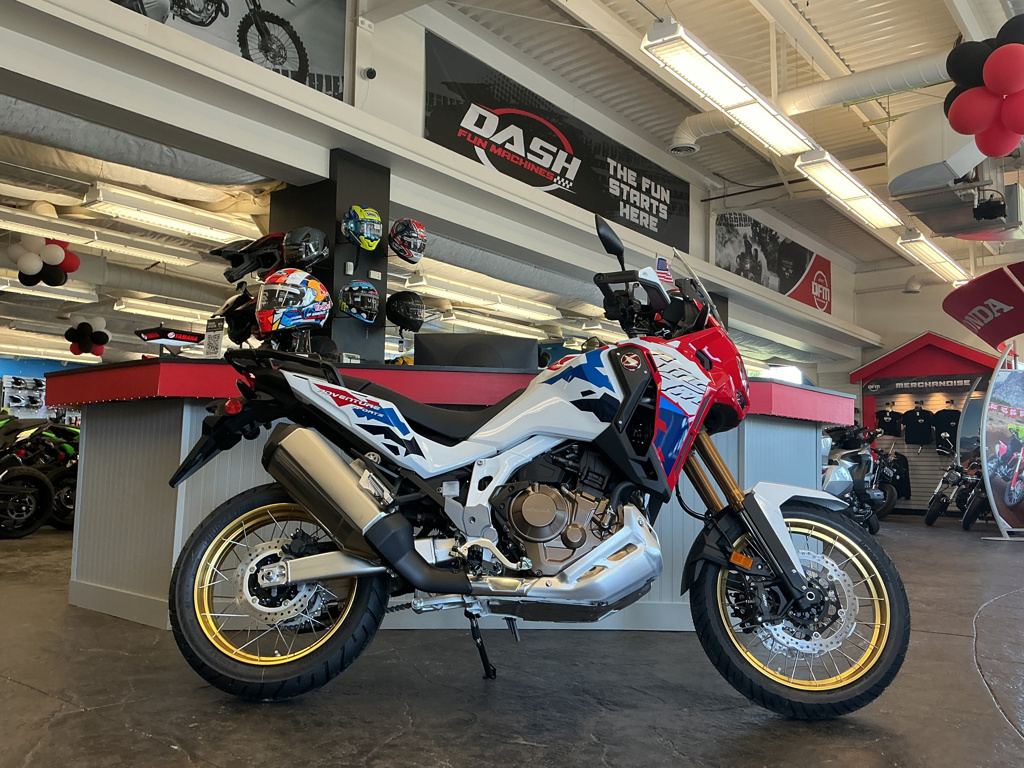 2026 Honda CRF1100L4T 450L in Canandaigua, NY