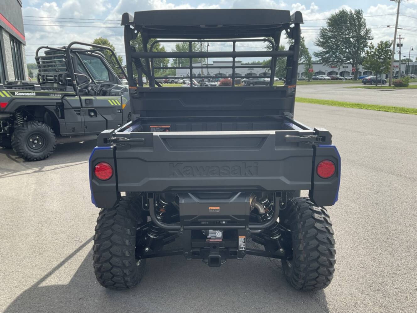 A photo of this 2026 Kawasaki MULE PRO-MX LE