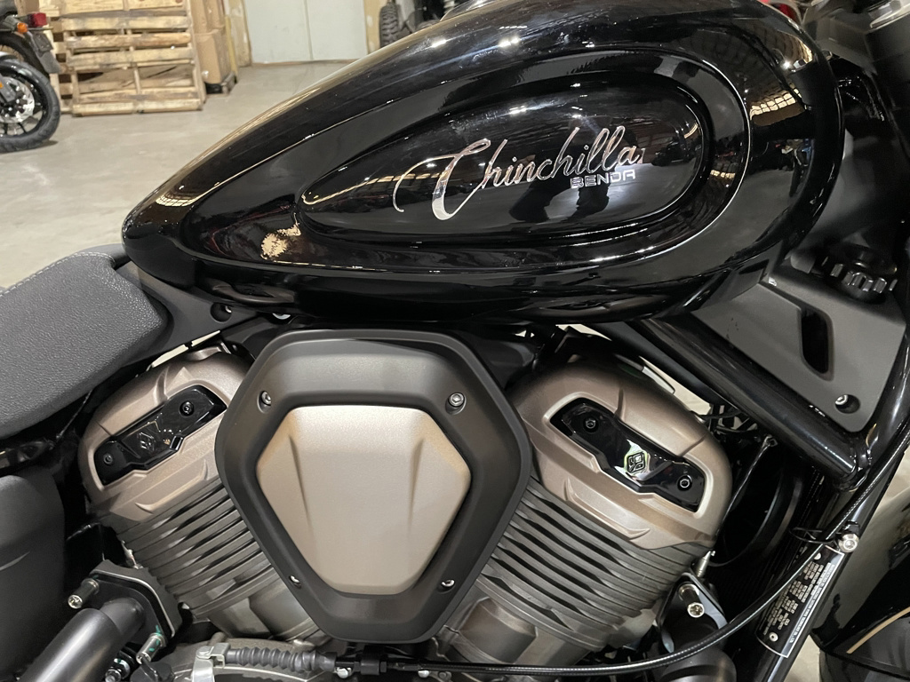 2025 Benda CHINCHILLA 500 - BLACK in Marengo, IL