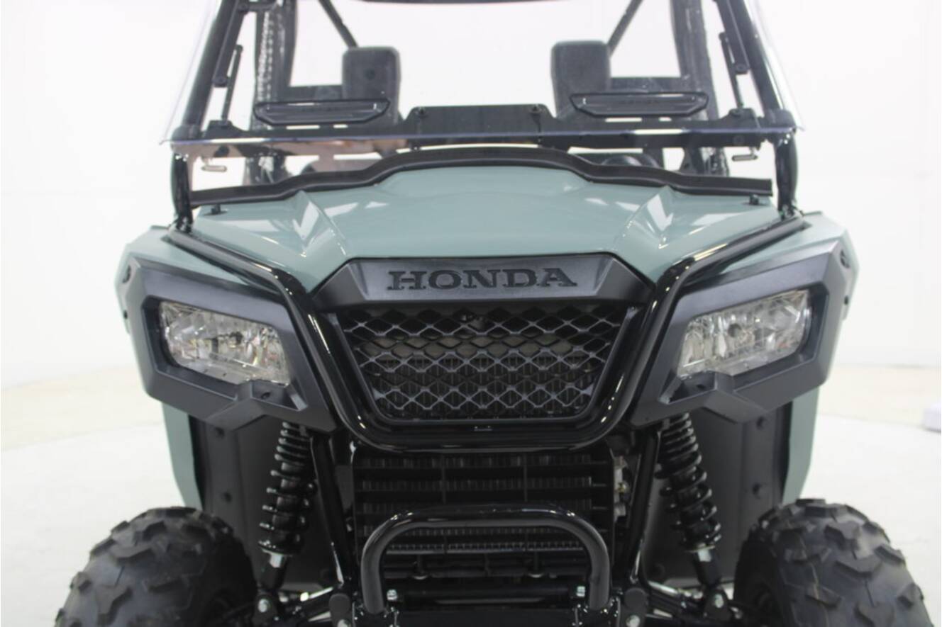 A photo of this 2026 Honda Pioneer 520