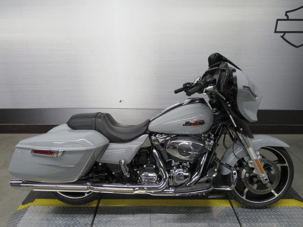 2025 Harley-Davidson Street Glide in Goodyear, AZ