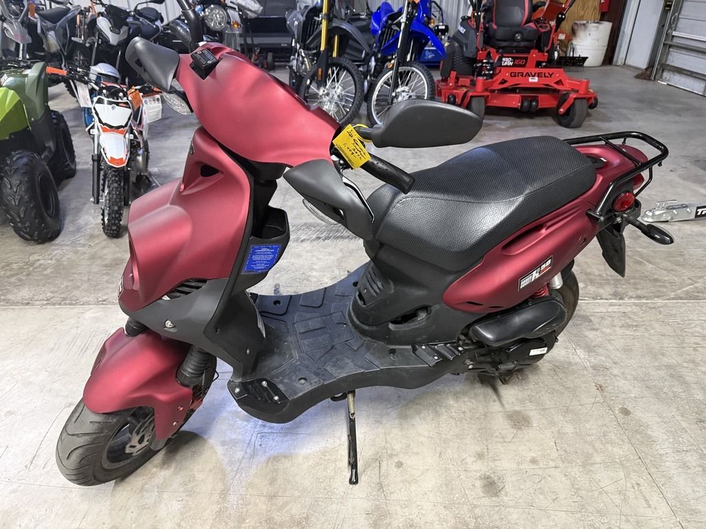 2022 Genuine Scooter Co Roughhouse 50cc Sport 50 SPORT in Francis Creek, WI