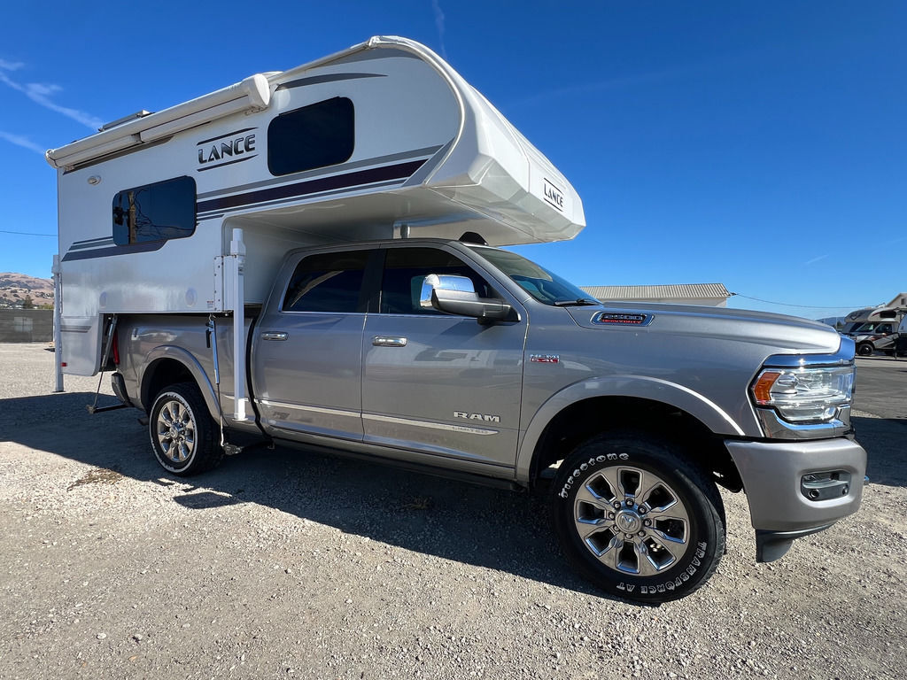 2020 Lance 825 & 2019 Ram 2500 CREW SHORT 4X4 LIMITED in morgan hill CA