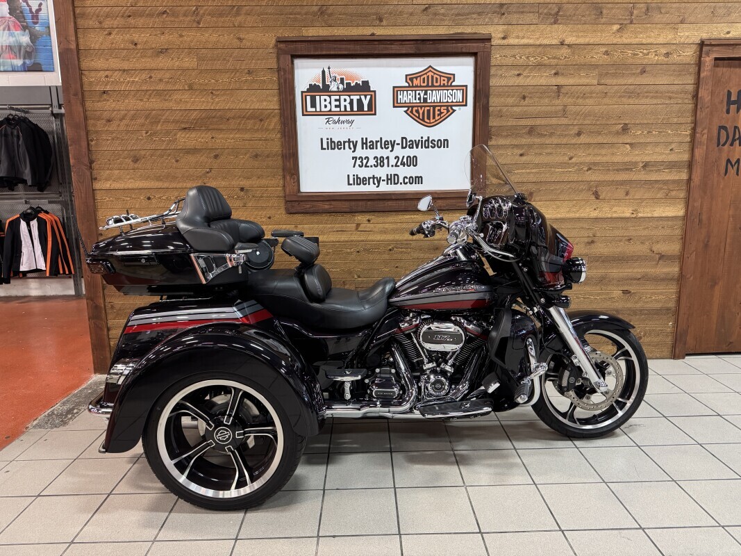 2020 Harley-Davidson CVO Tri Glide CVO in Rahway, NJ