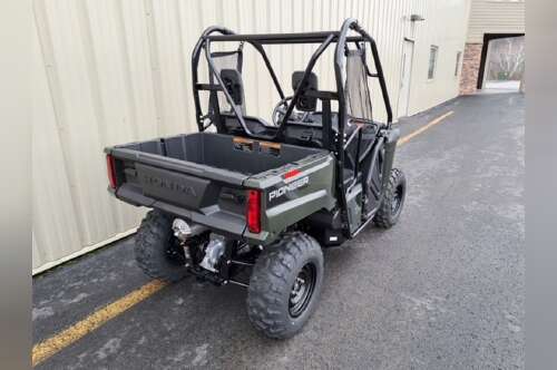 2026 Honda® Pioneer 520 BASE in bridgeport WV