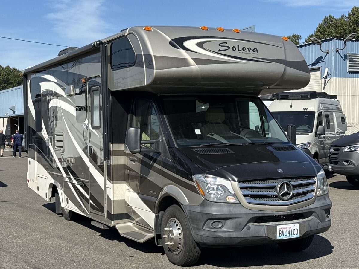2015 Forest River Solera 24R in fife WA