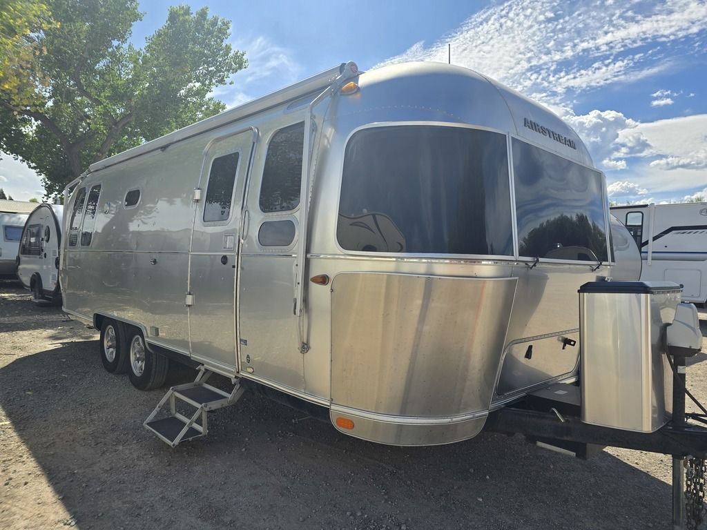 2019 Airstream Flying Cloud 25RB in reno NV