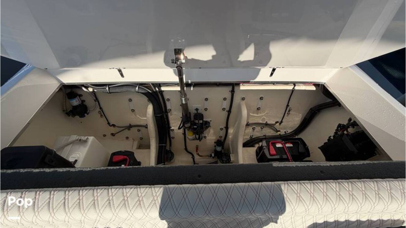 A photo of this 2026 Velocity 290SC